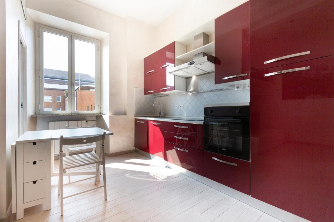 Zara Bright Flat Apartment Milan Exterior photo